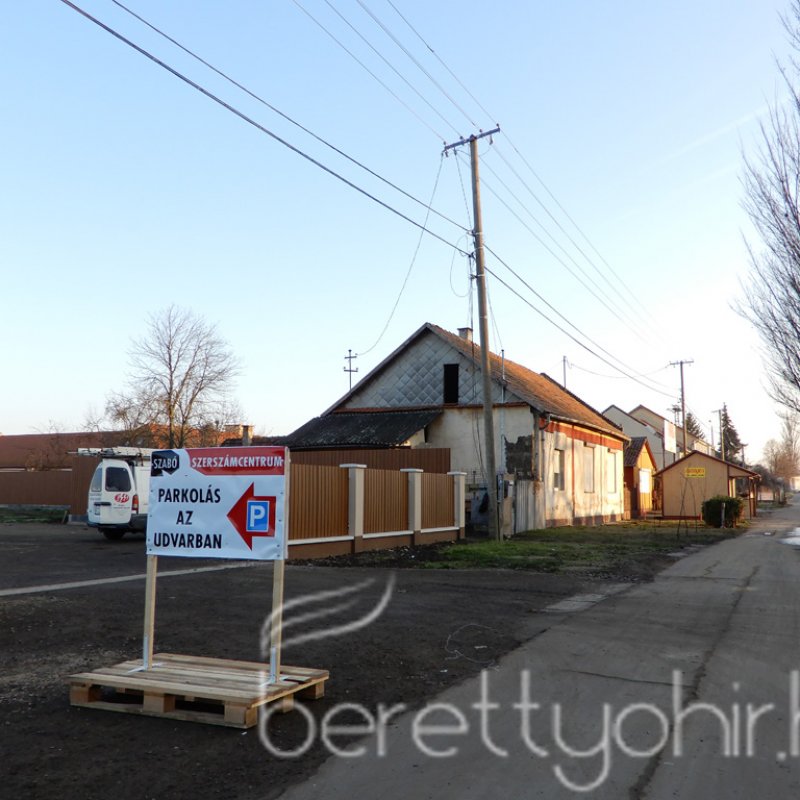 SZABÓ szerszámcentrum 34